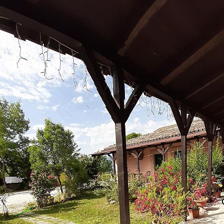 Agriturismo Il Casolare Bed & Breakfast San Ginesio Exterior photo