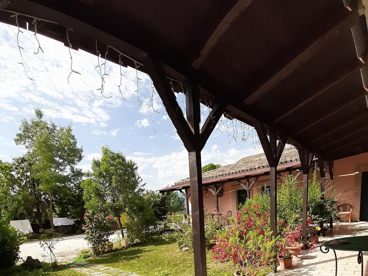 Agriturismo Il Casolare Bed & Breakfast San Ginesio Exterior photo